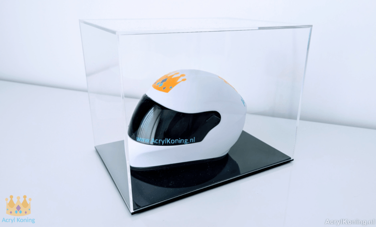 Acryl Vitrine voor Helm Schaal 1 op 2